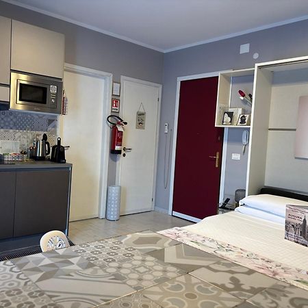 Studio Flat Policlinico G B Rossi Borgo Roma 维罗纳 外观 照片